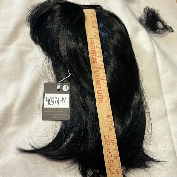 100% heat resistant synthetic wig. Dark dark brown or black?  See photos - Picture 10 of 14